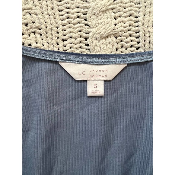 LC Lauren Conrad blue Velvet Wrap top - Picture 3 of 6